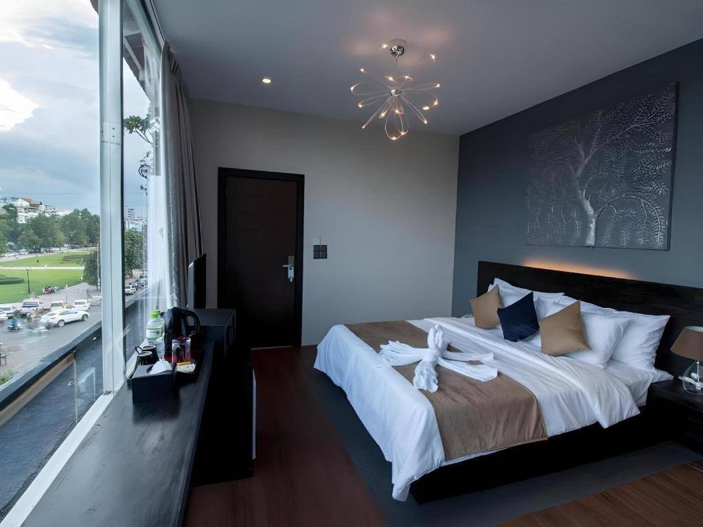 De Art Hotel Phnom Penh Exterior foto